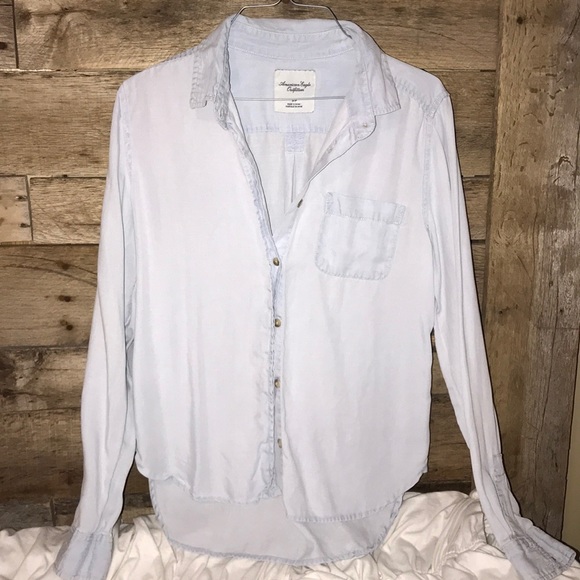 Button down - Picture 1 of 3